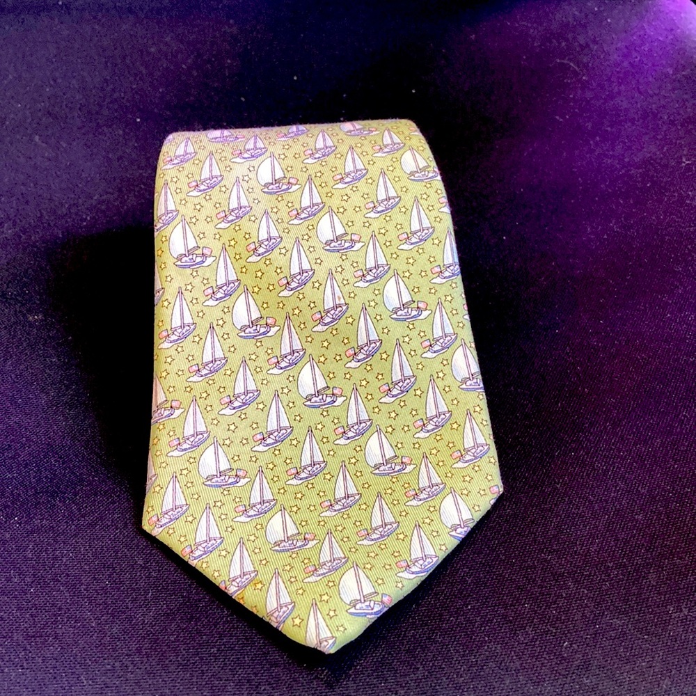 Vineyard vines sailing tie